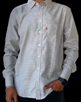 LEVI'S   WHITE   SHIRT