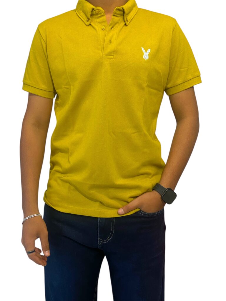 RARE RABBIT COLLARED T-SHIRT