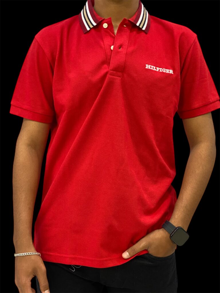 TOMMY HILFIGER COLLARED T-SHIRT