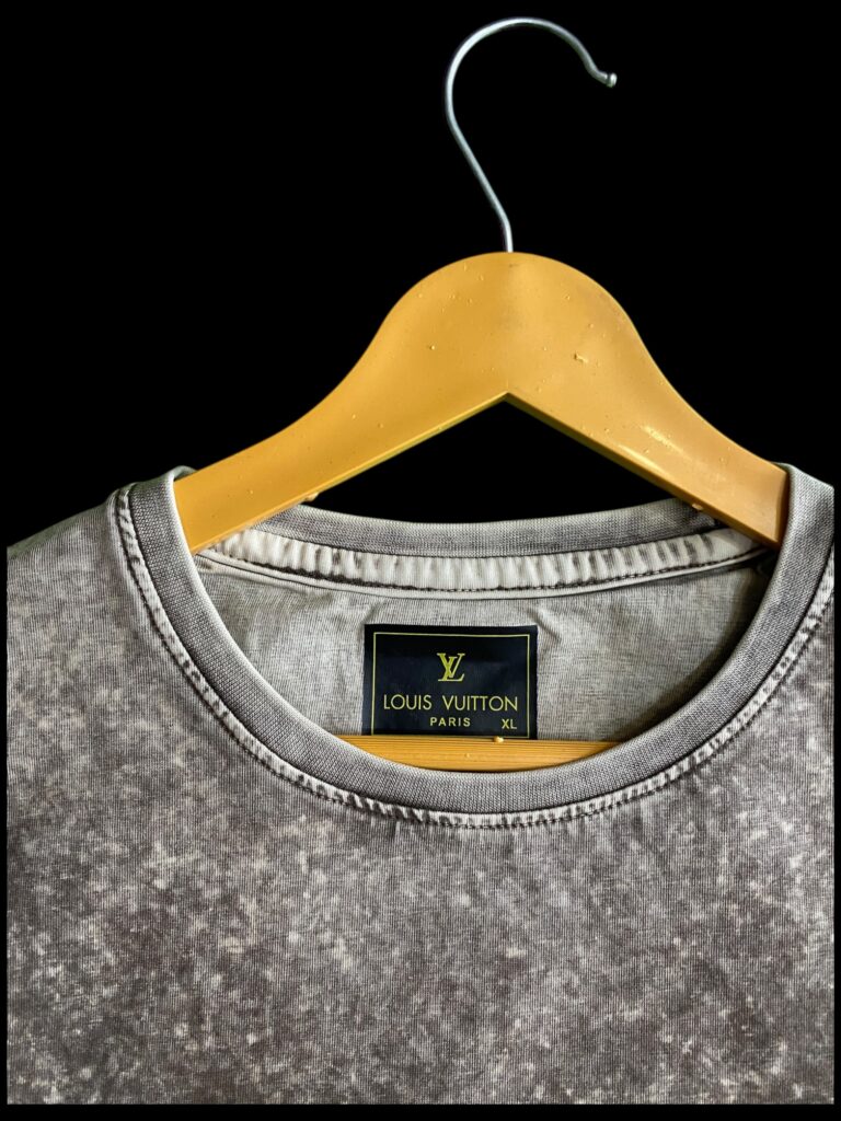 LOUIS VUITTON ROUND NECK TSHIRT - Image 3