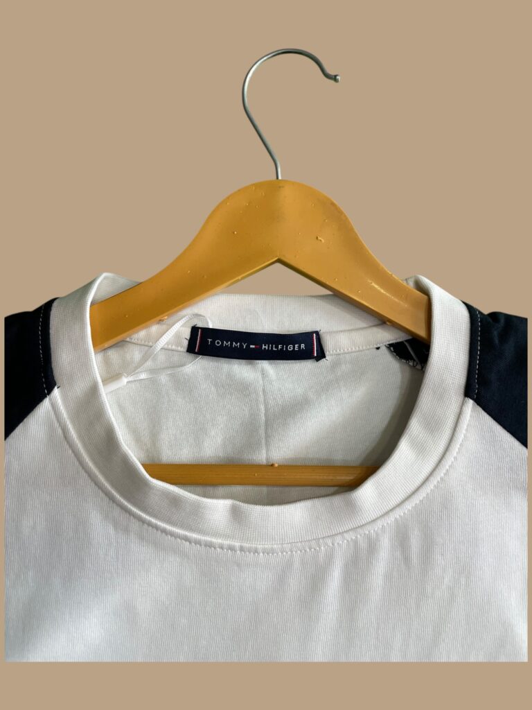 TOMMY HILFIGER ROUND NECK TSHIRT - Image 3