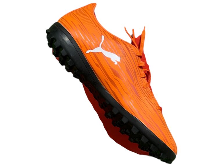 PUMA  ORANGE  STUD