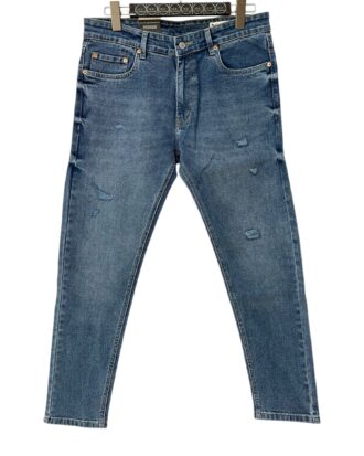 LEVI'S LIGHT BLUE JEANS