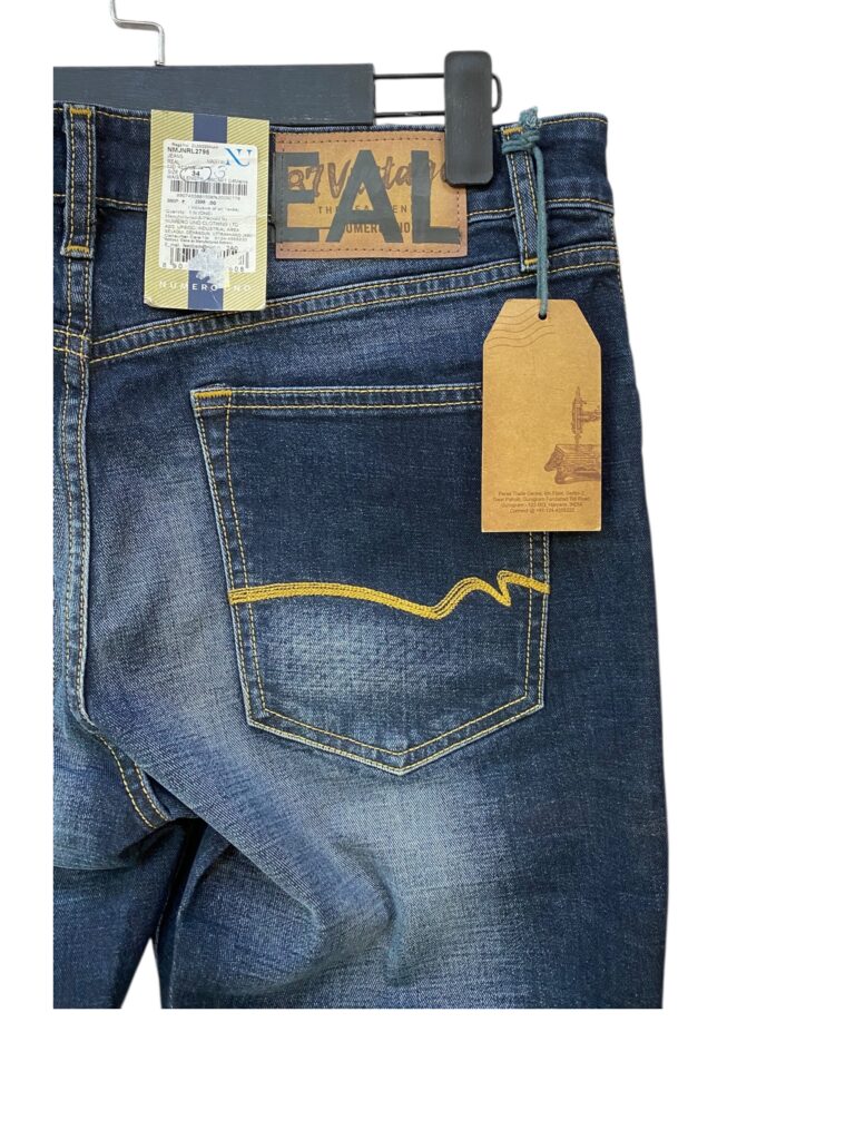 THE NUMERO UNO JEANS - Image 3