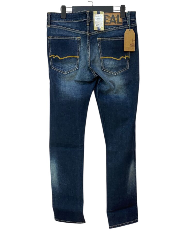 THE NUMERO UNO JEANS - Image 2