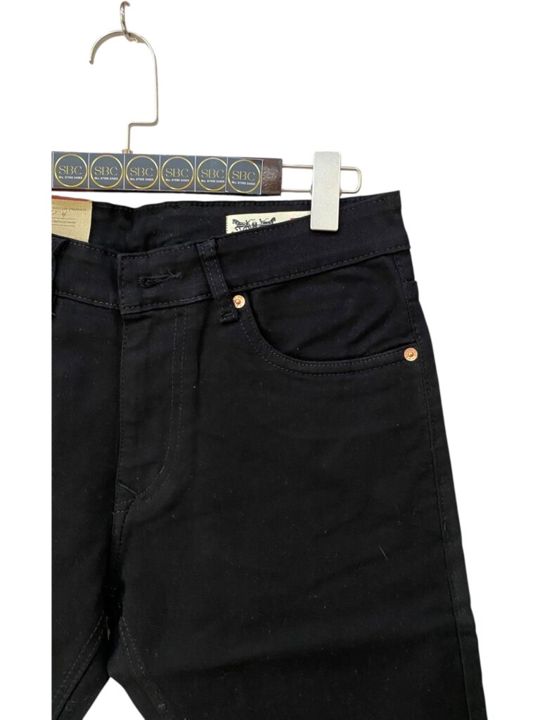 LEVI'S CLASSIC BLACK JEANS - Image 4
