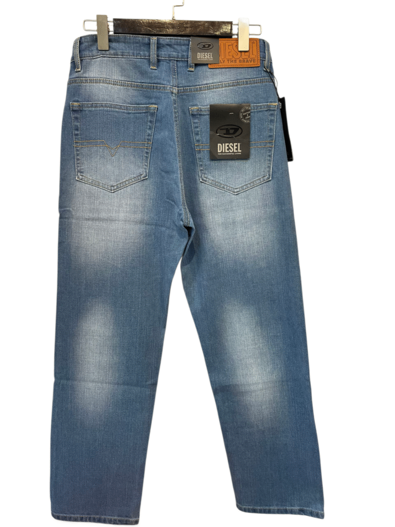 DIESEL LIGHT BLUE BAGGY JEANS - Image 3