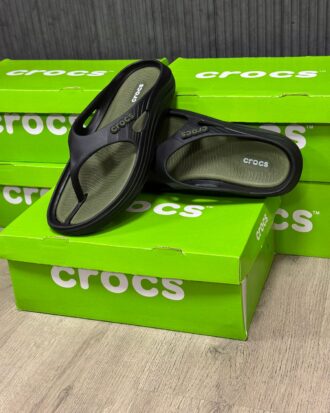 CROCS V-Shaped Slippers