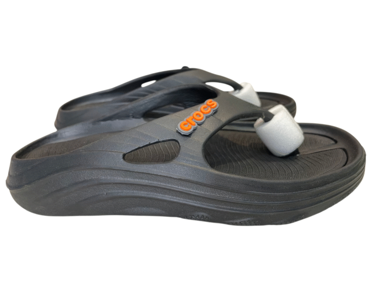 CROCS V-Shaped Slippers - Image 6