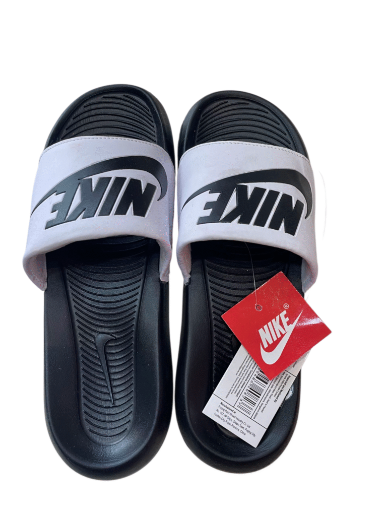 NIKE Black & White Sliders - Image 4