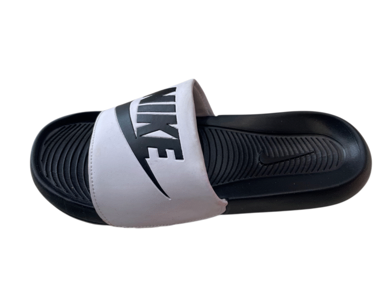 NIKE Black & White Sliders - Image 3